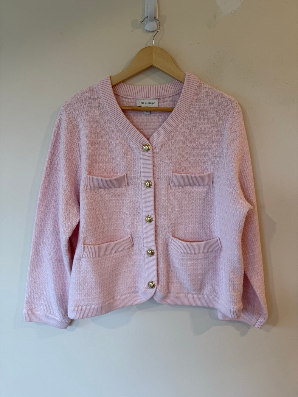 Free Assembly Cardigan Sweater Women's Size XL Pink Knitted Long Sleeves preppy